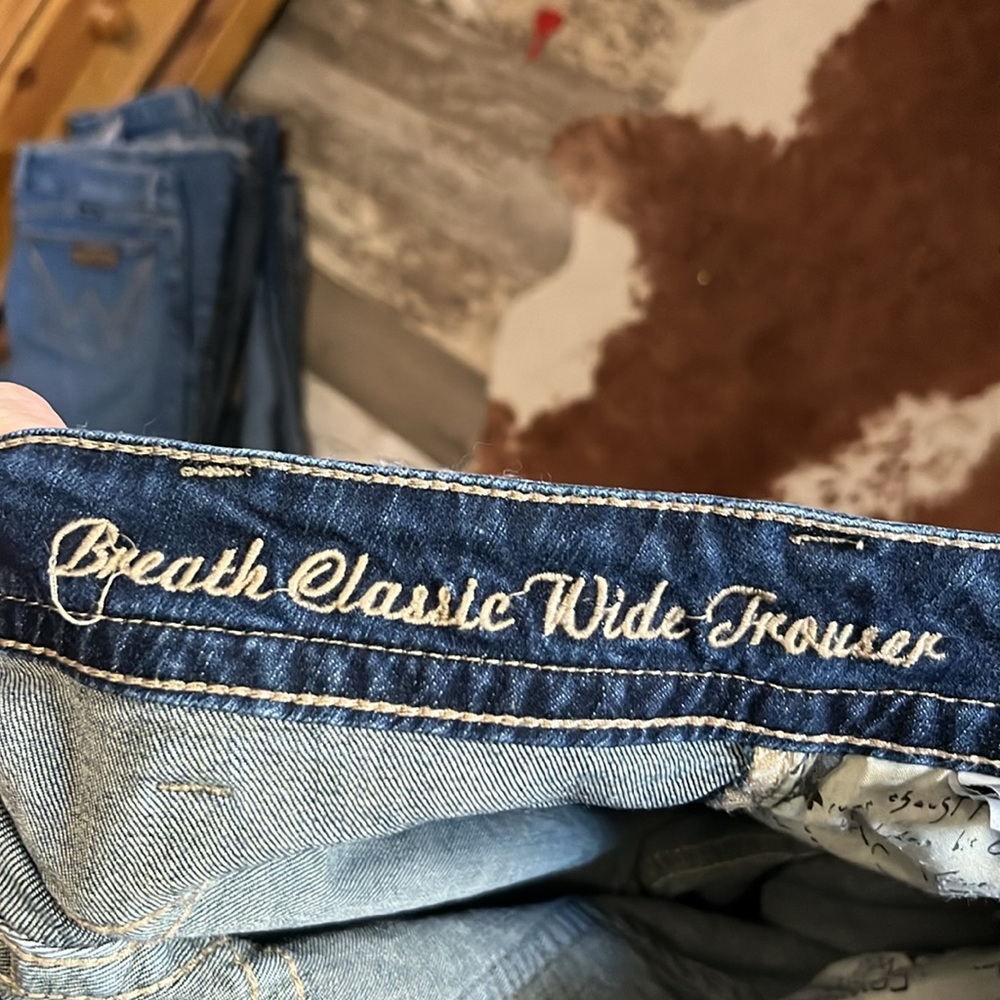 Cowgirl Tuff jeans 32x31 - Picture 4 of 5